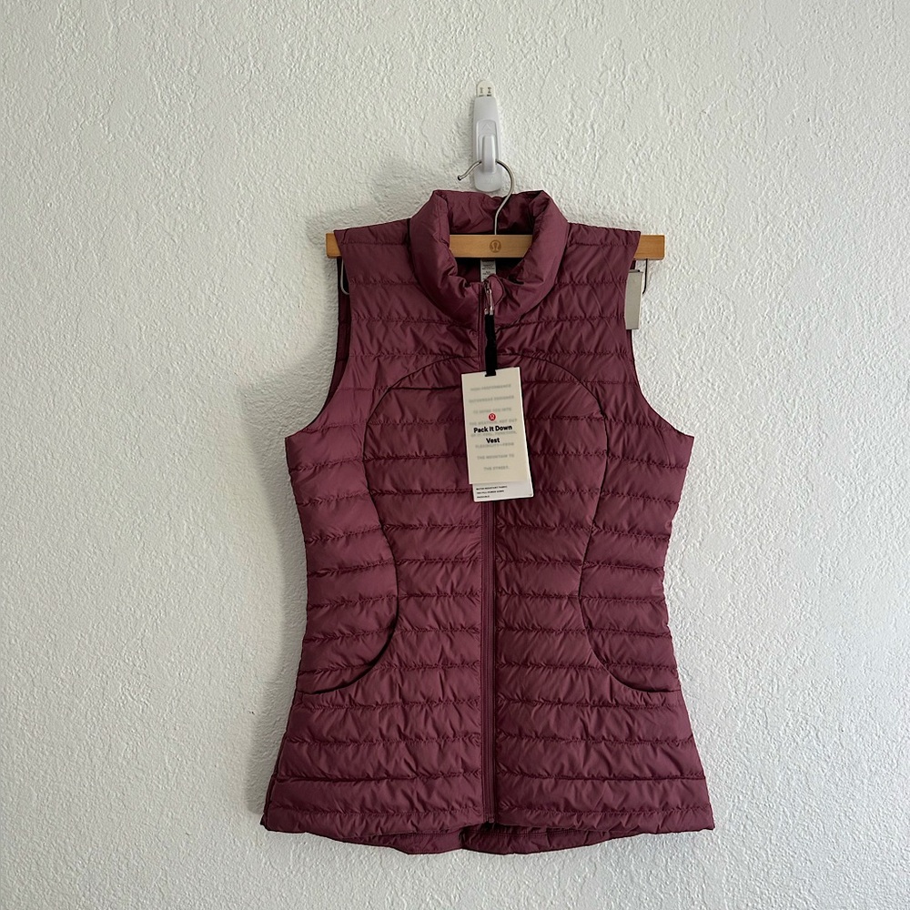 Lululemon Pack It Down Vest size 4, new with tags